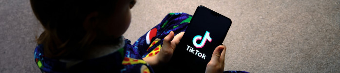 Tajemnice TikToka: czym dzieci naprawdę dzielą się w aplikacji